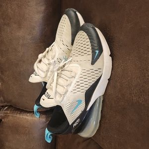 Womens Nike Air Max 270